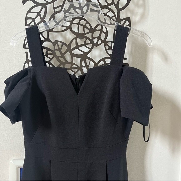 Eliza J Cold Shoulder V-Neck Jumpsuit in Black 2 NWOT - Picture 7 of 15